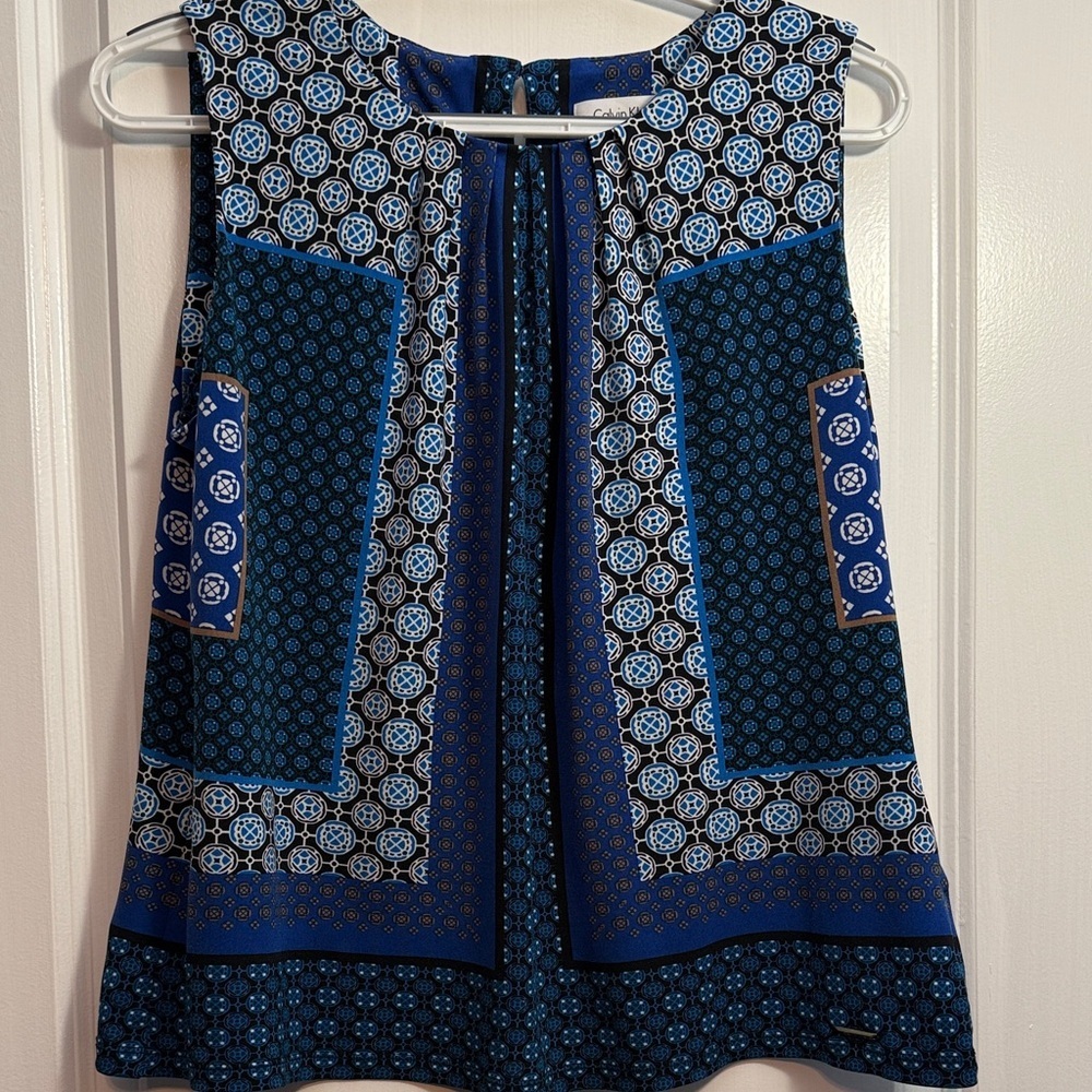 Calvin Klein Geometric Blue Sleeveless Blouse